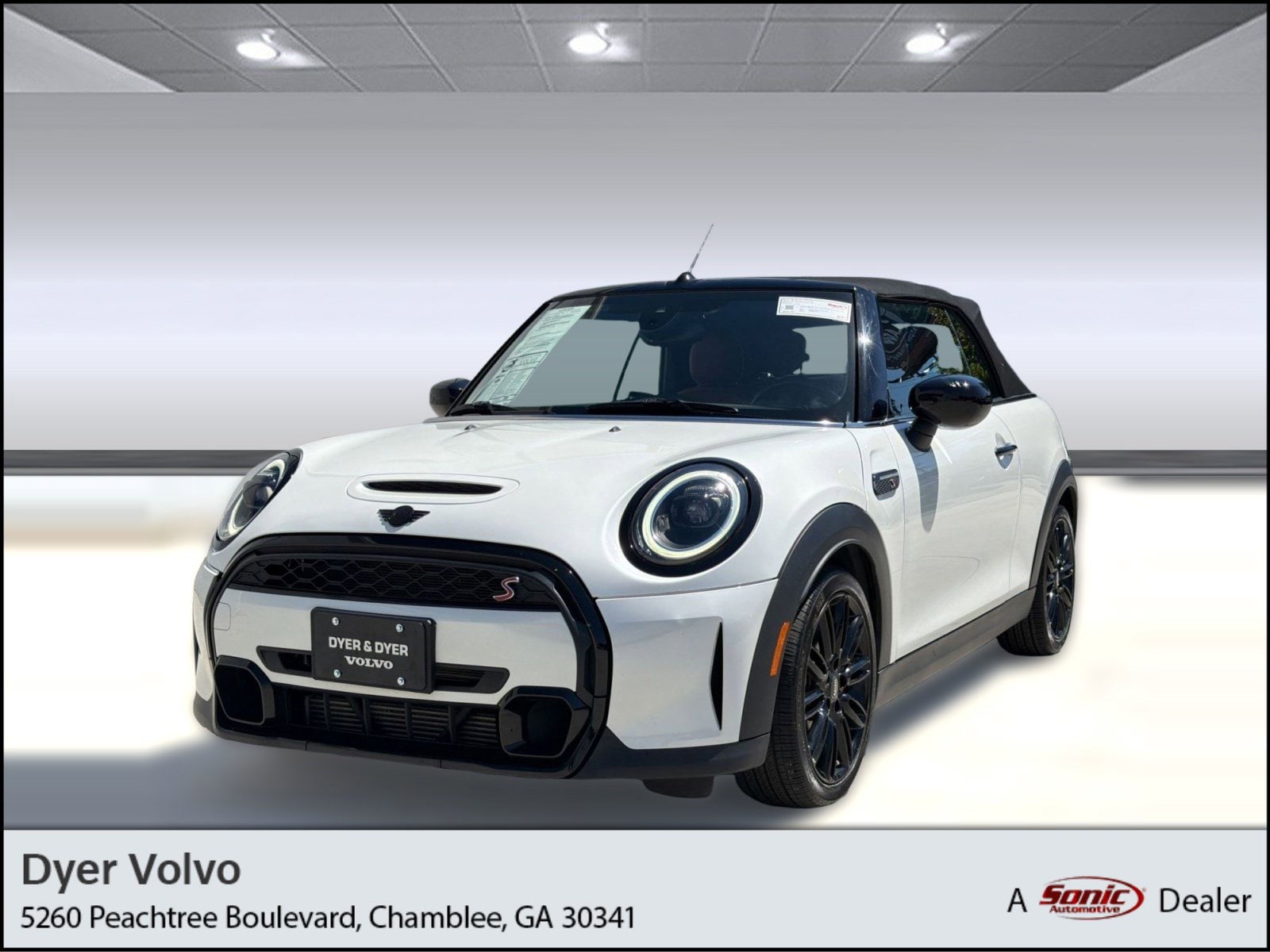 2024 MINI Convertible Cooper S's photo
