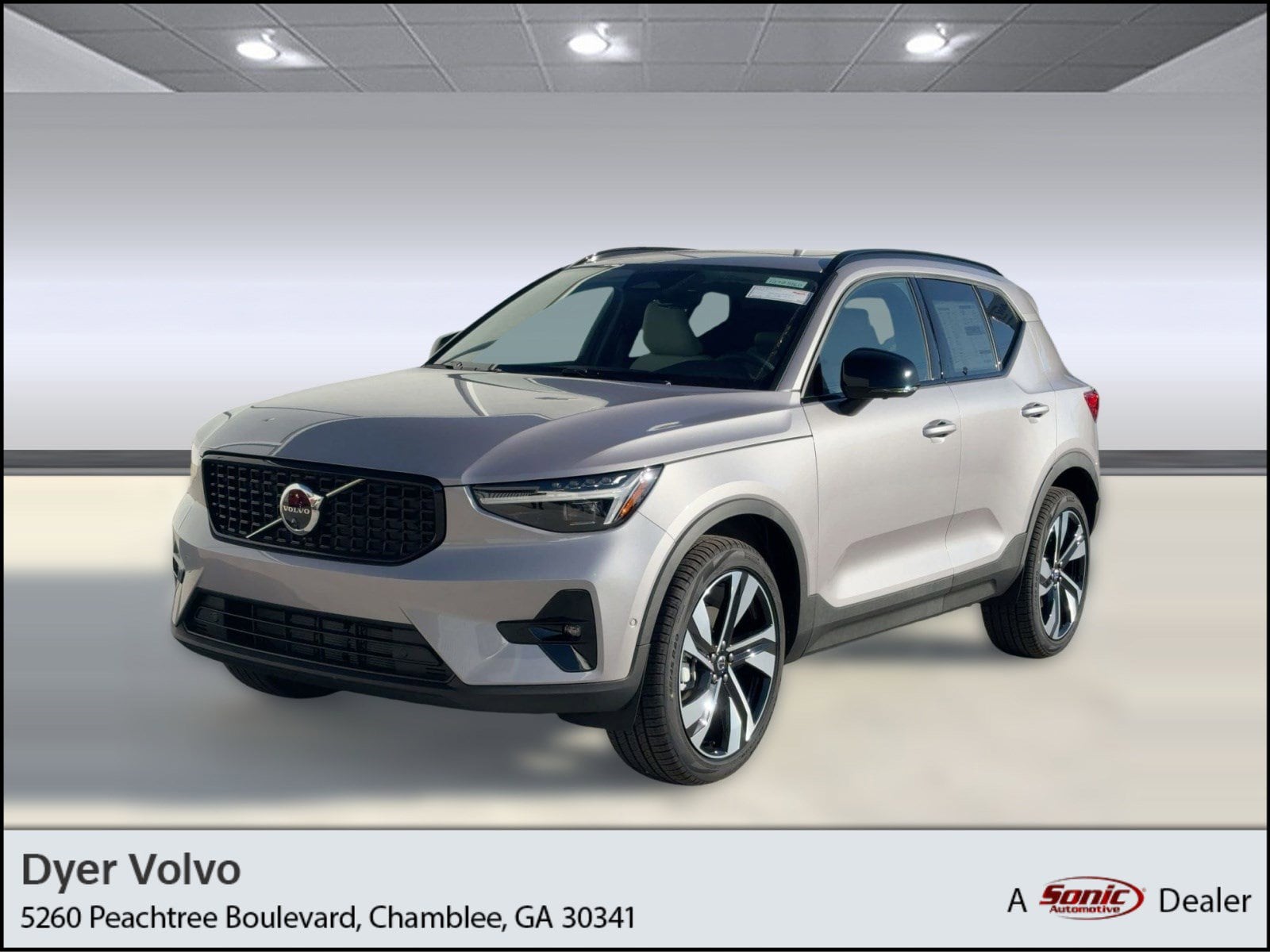 2026 Volvo XC40 SUV 