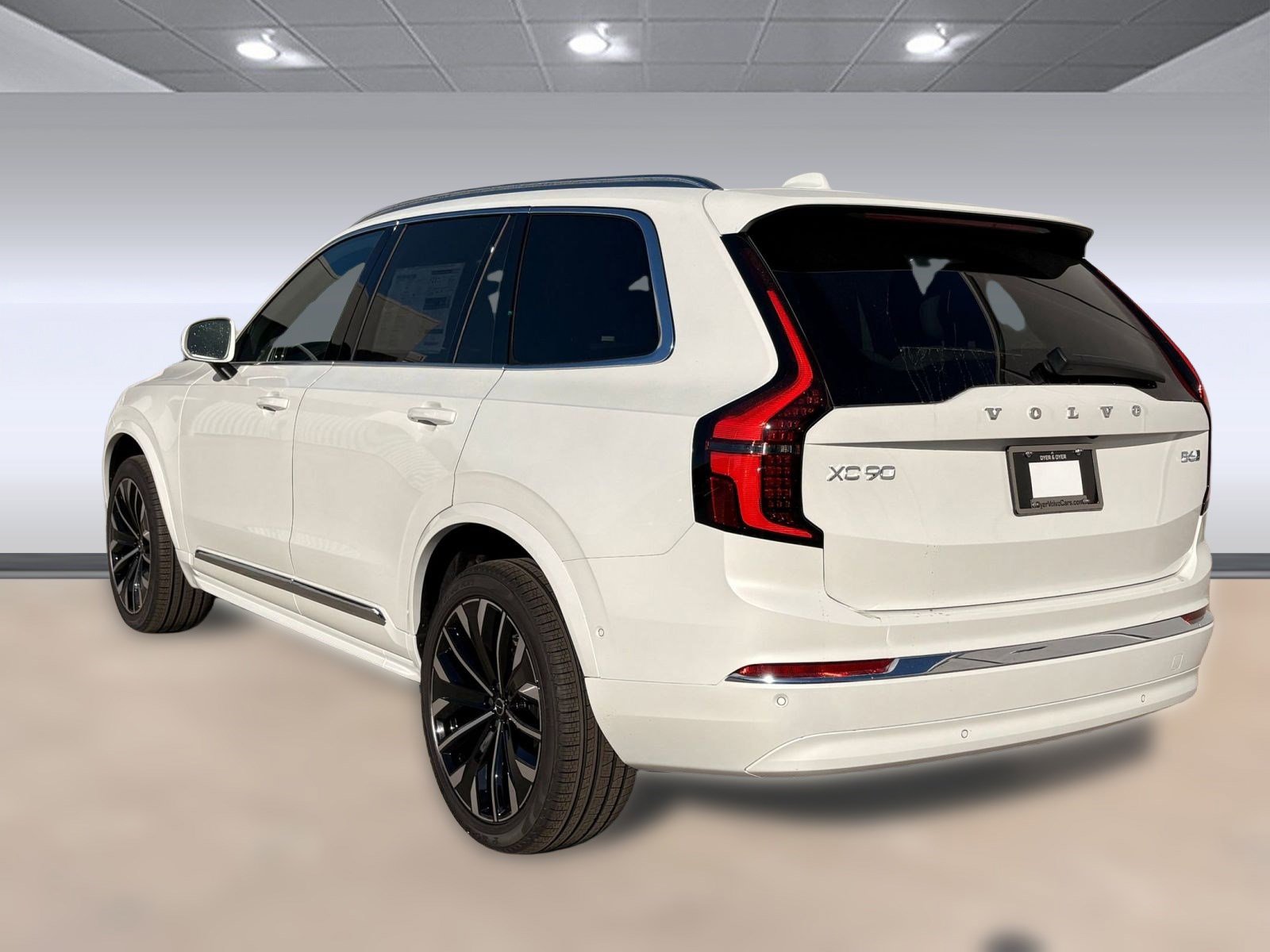 2026 Volvo XC90 photo 2