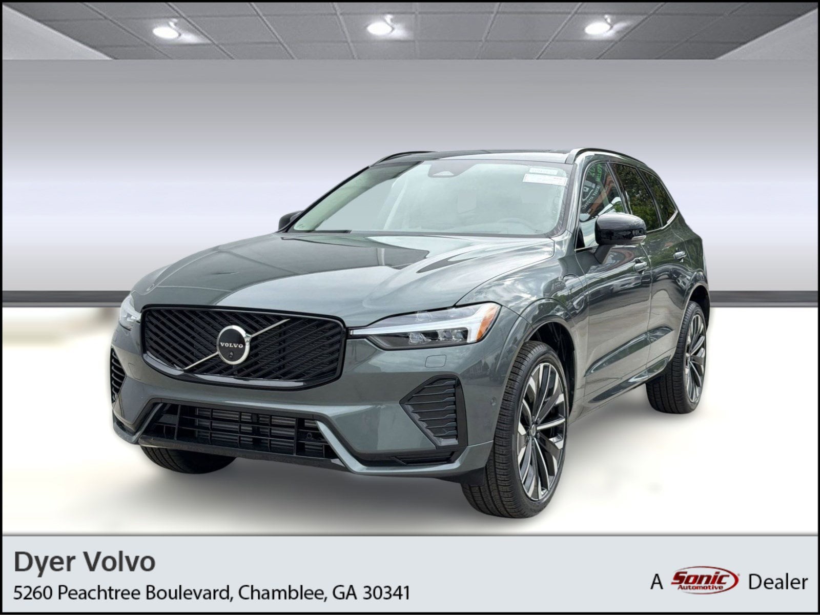 2026 Volvo XC60 plug-in hybrid SUV 