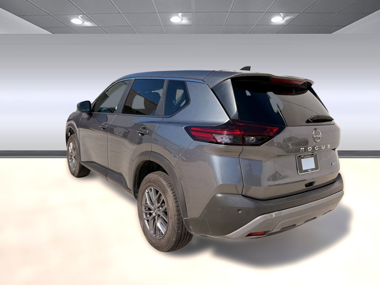2023 Nissan Rogue S photo 2