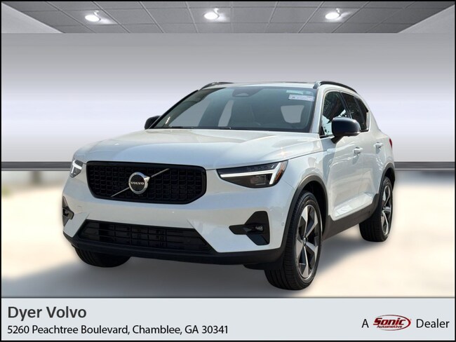 2026 Volvo XC40 B5 Plus SUV