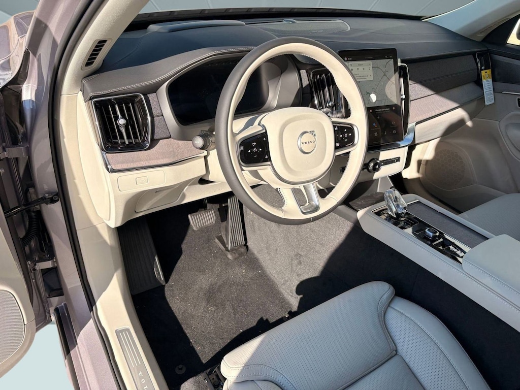 New 2026 Volvo XC90 B6 Ultra Dark Theme 7-Seater SUV