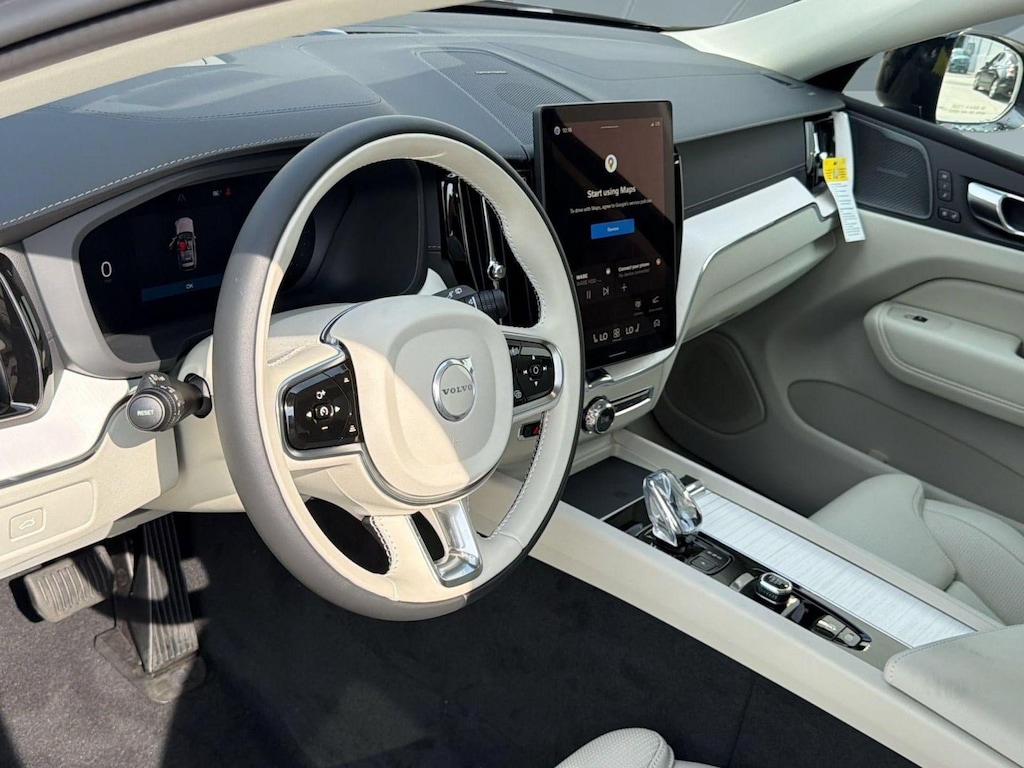 New 2026 Volvo XC60 B5 Ultra SUV
