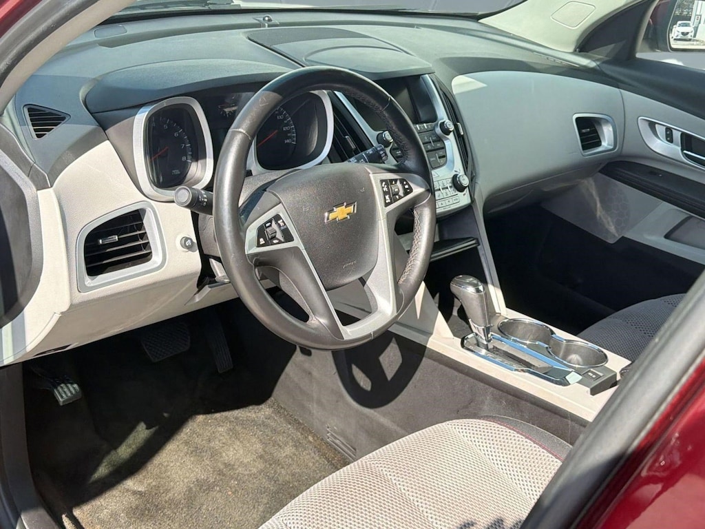 Used 2017 Chevrolet Equinox LT SUV