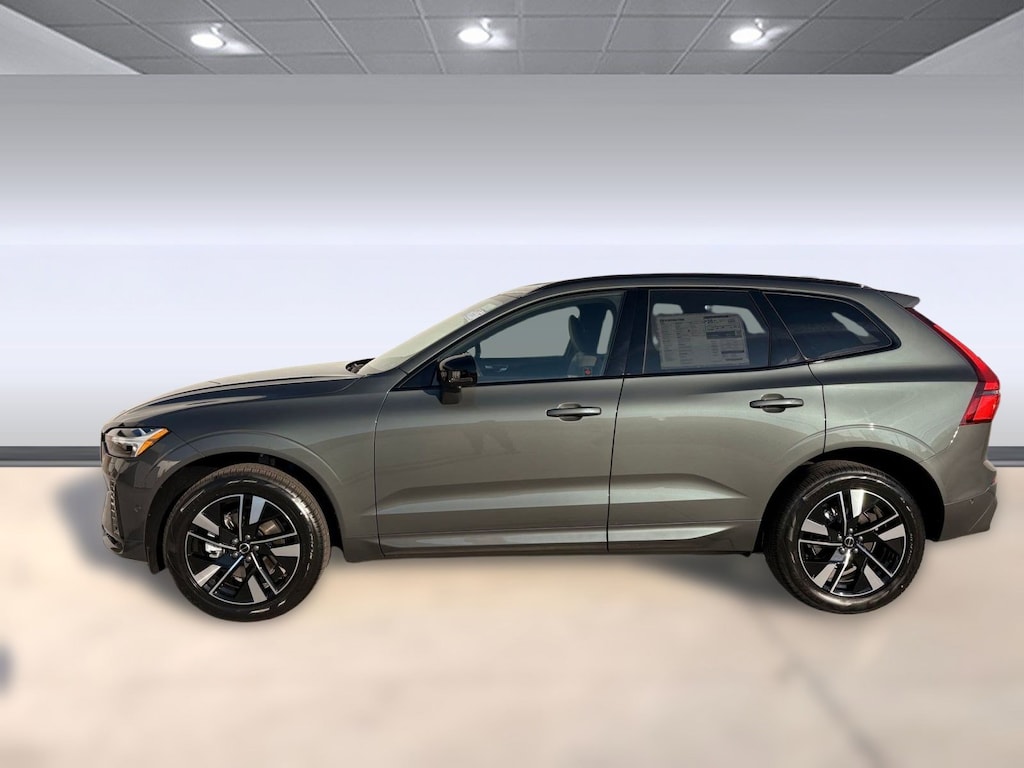 New 2026 Volvo XC60 B5 Plus SUV