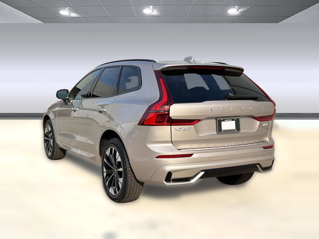 New 2026 Volvo XC60 B5 Plus SUV