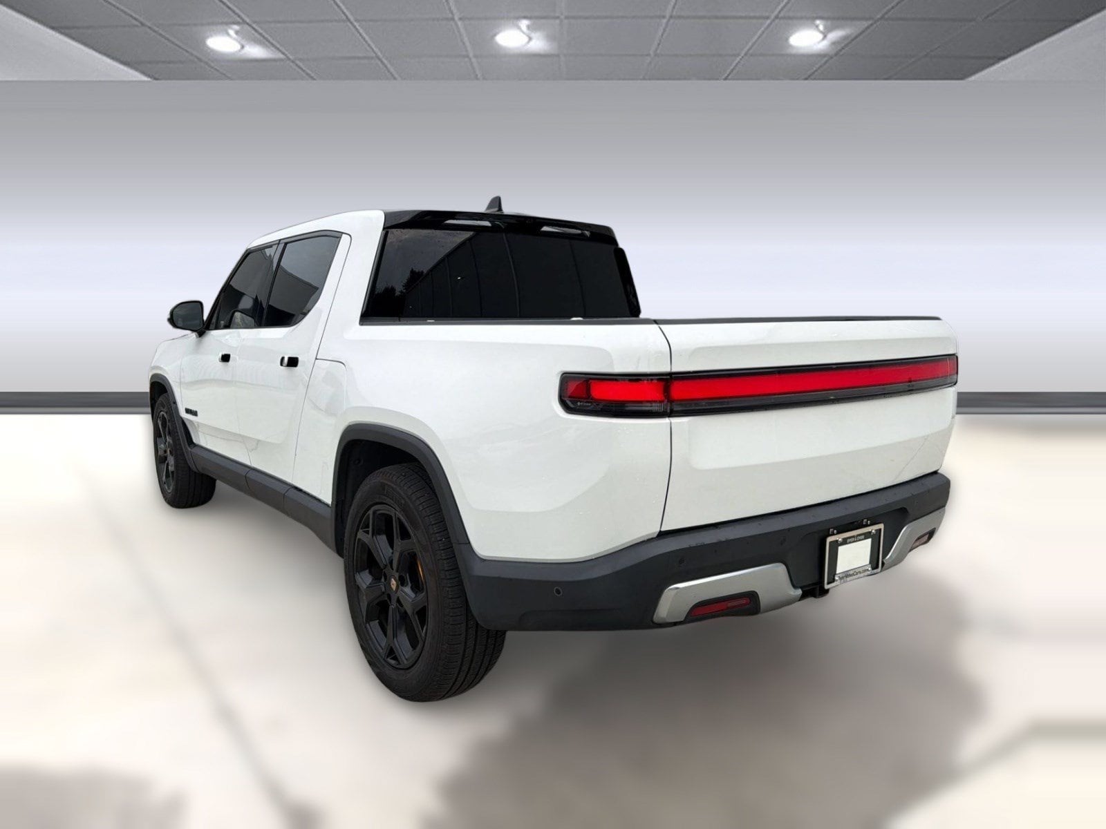 R1T Adventure Package Truck Crew Cab