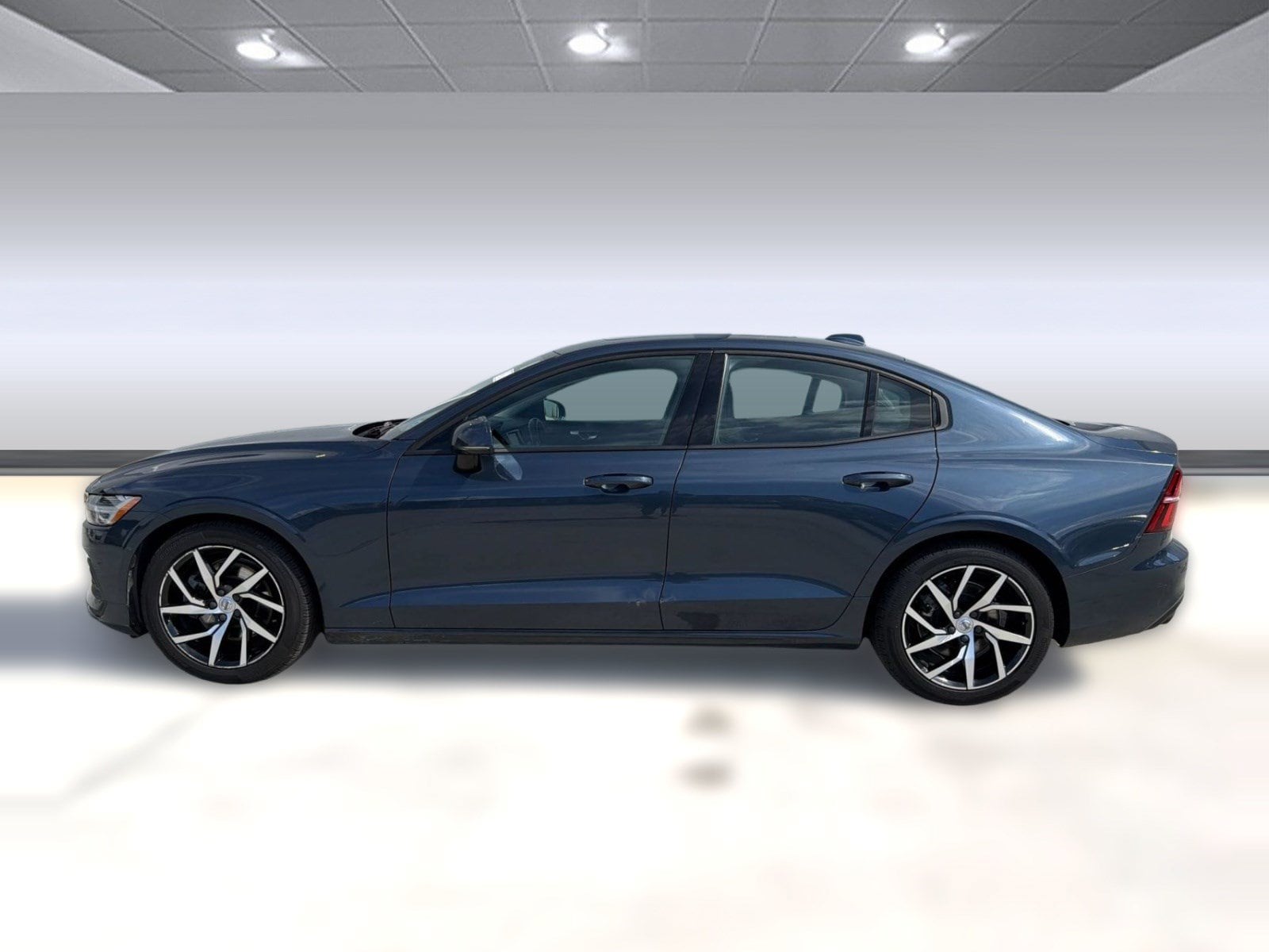 S60 Momentum Sedan