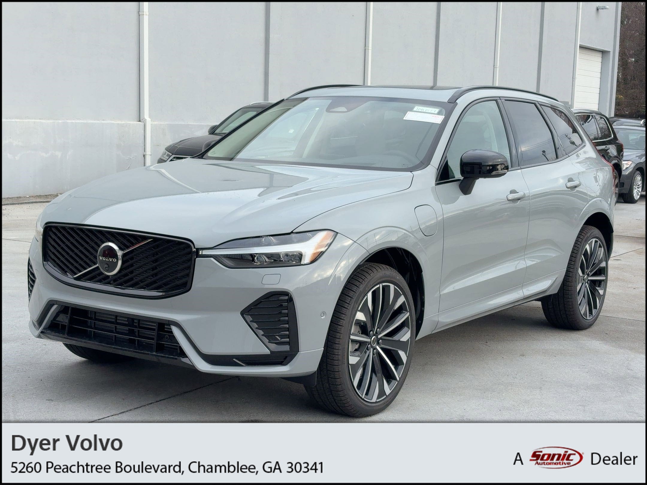 2026 Volvo XC60 plug-in hybrid SUV 