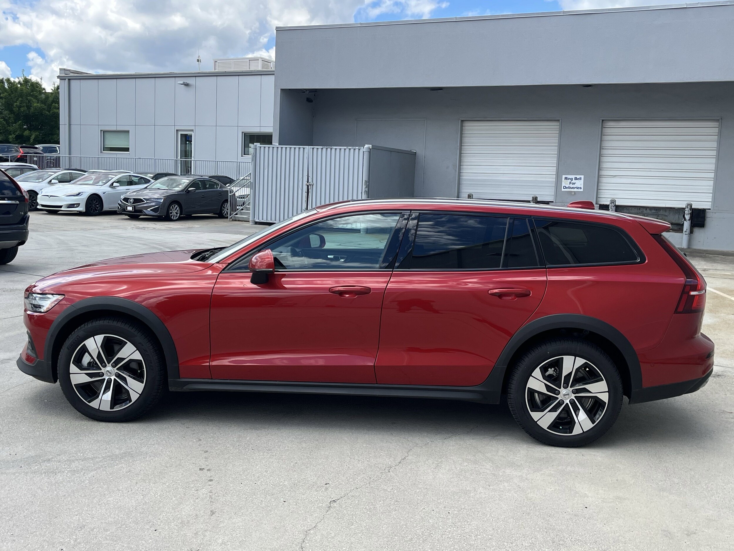 2024 Volvo V60 Cross Country Plus photo 3