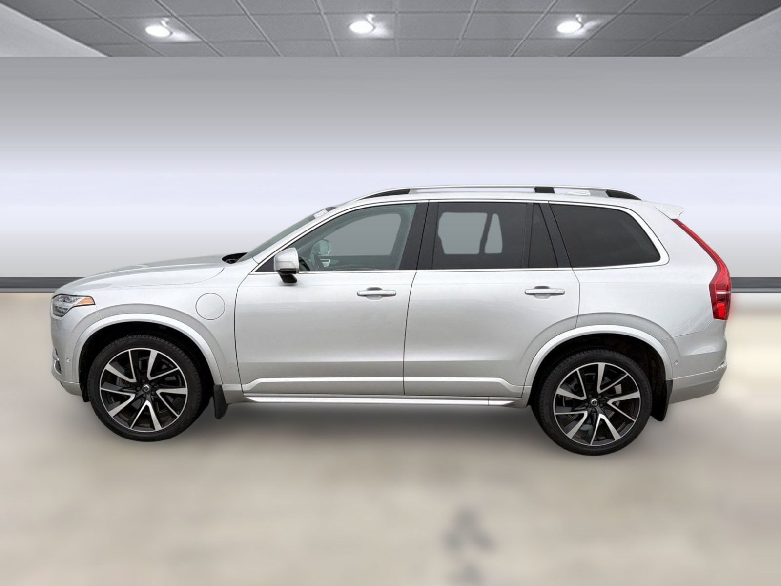 Used 2018 Volvo XC90 Momentum with VIN YV4BR0PK8J1327499 for sale in Chamblee, GA