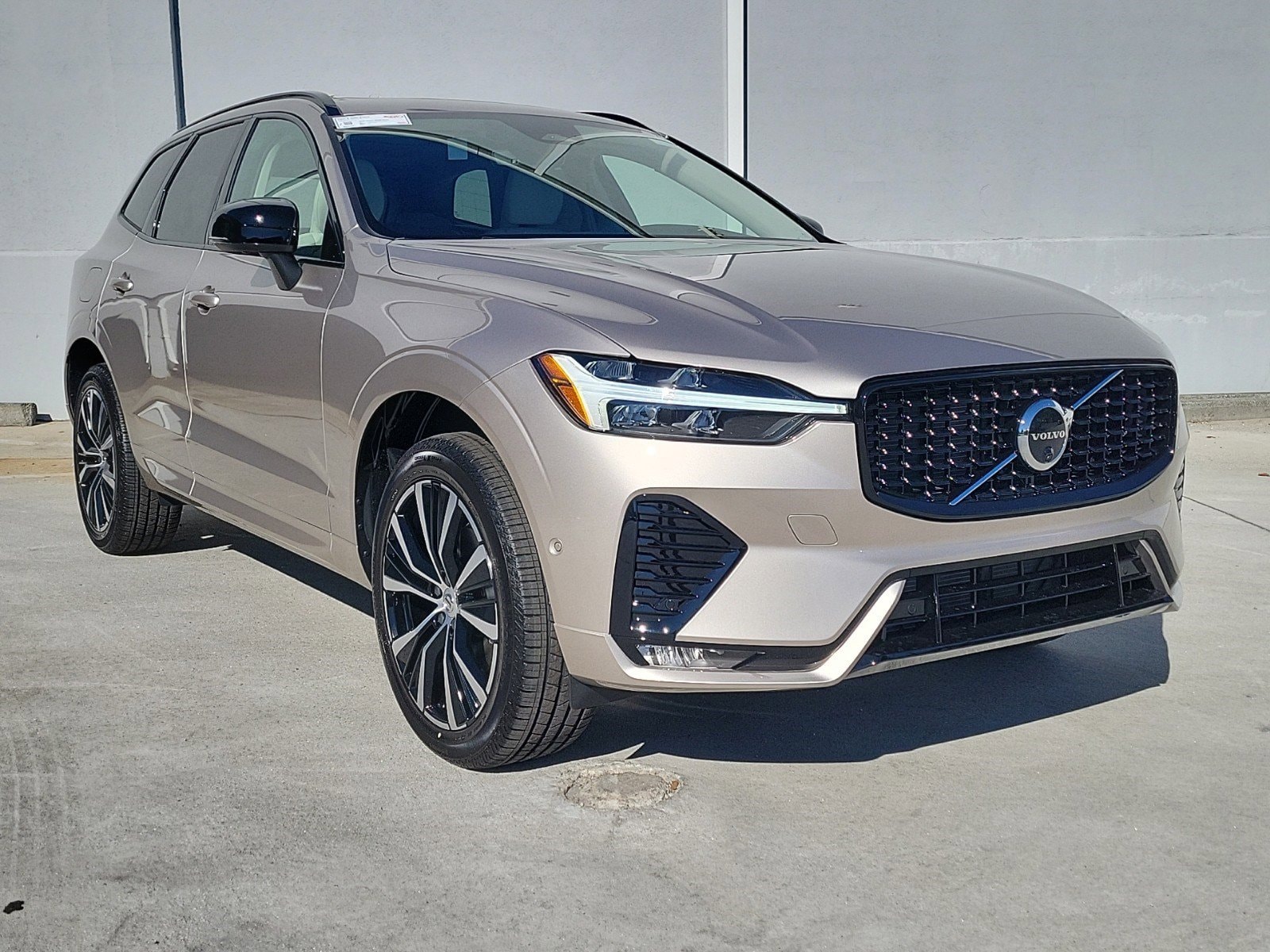 Used 2025 Volvo XC60 Plus with VIN YV4M12RC8S1113244 for sale in Chamblee, GA
