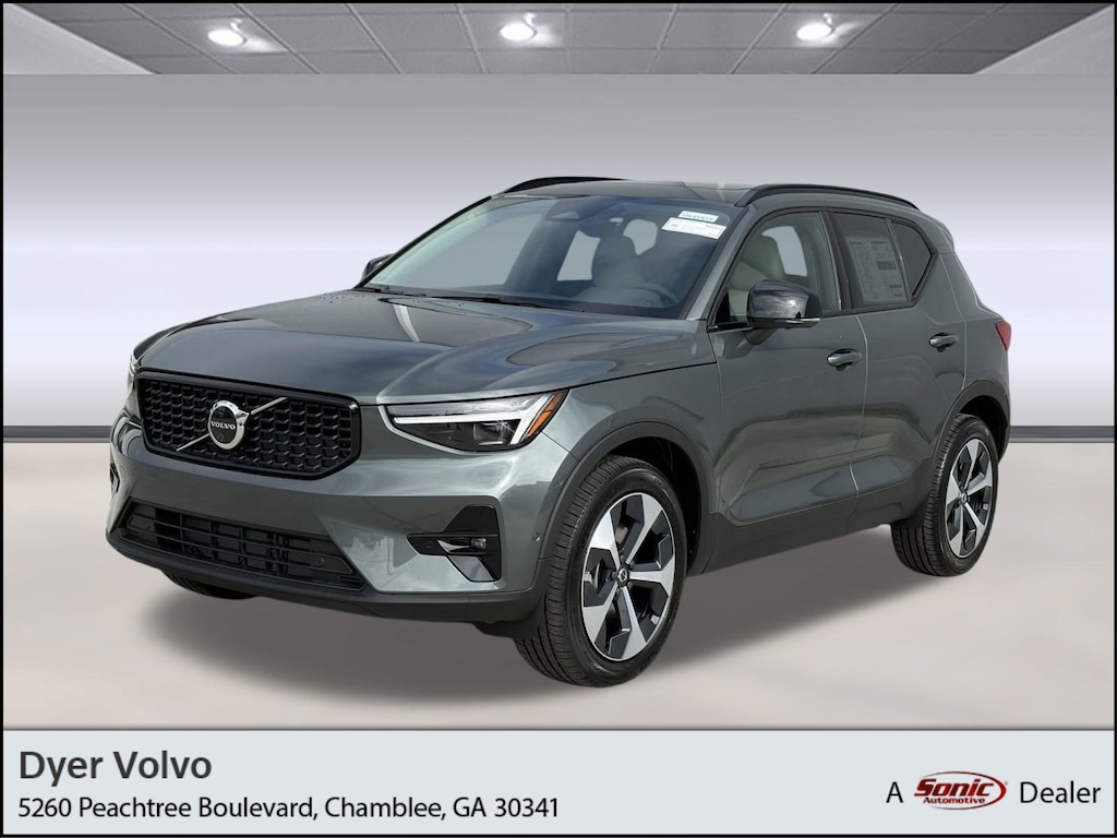 New 2026 Volvo XC40 B5 Plus SUV