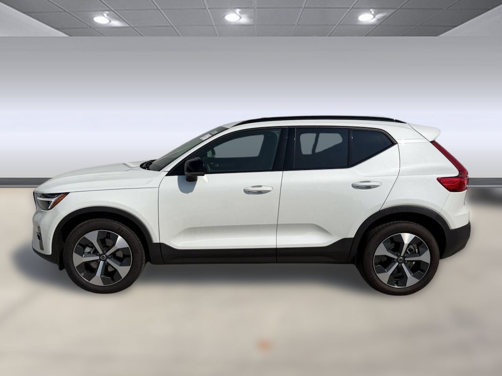Certified 2026 Volvo XC40 Plus SUV