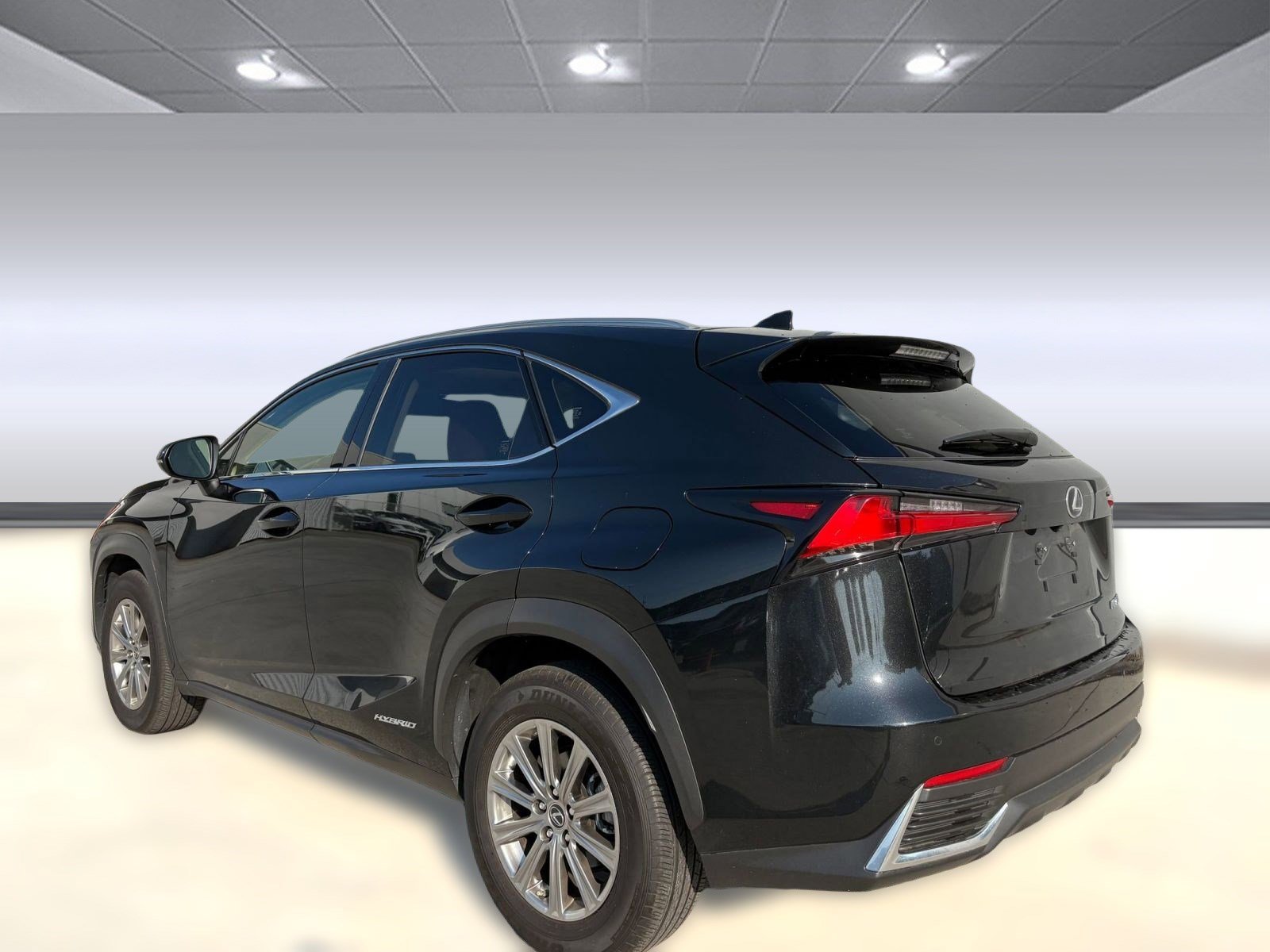 2021 Lexus NX 300h photo 3