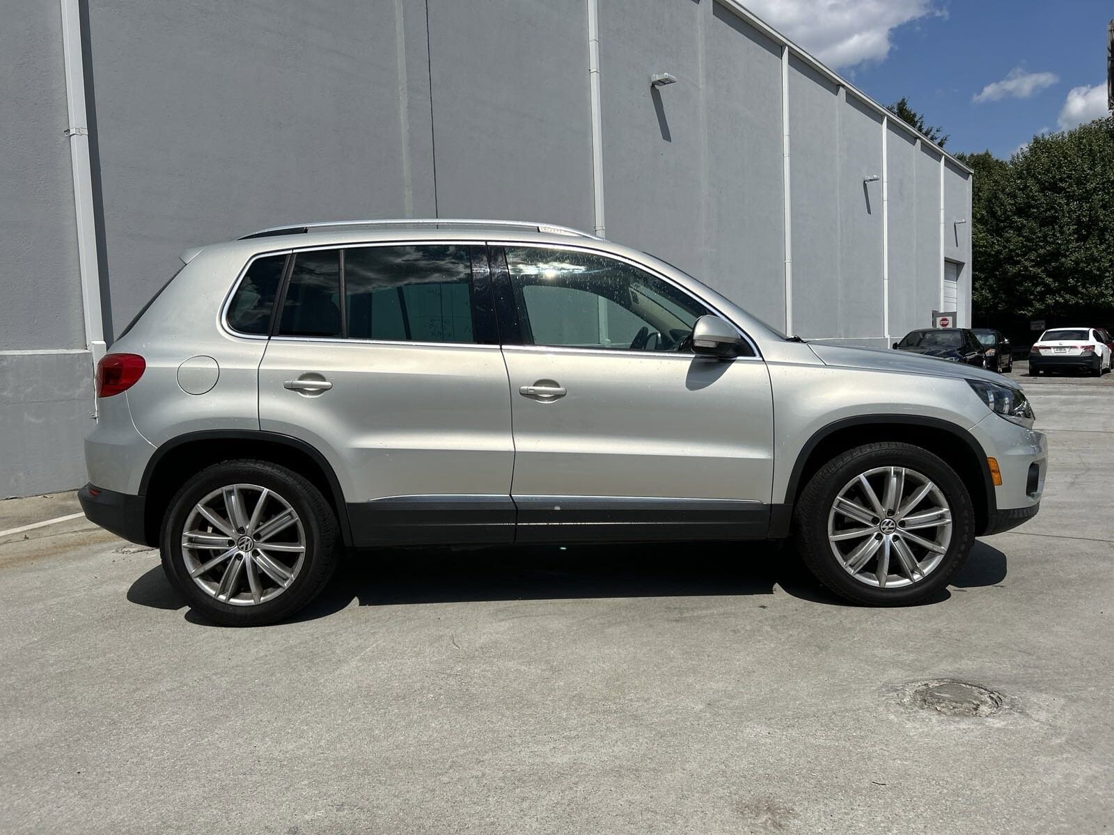 Used 2015 Volkswagen Tiguan SEL with VIN WVGAV7AX9FW513789 for sale in Chamblee, GA