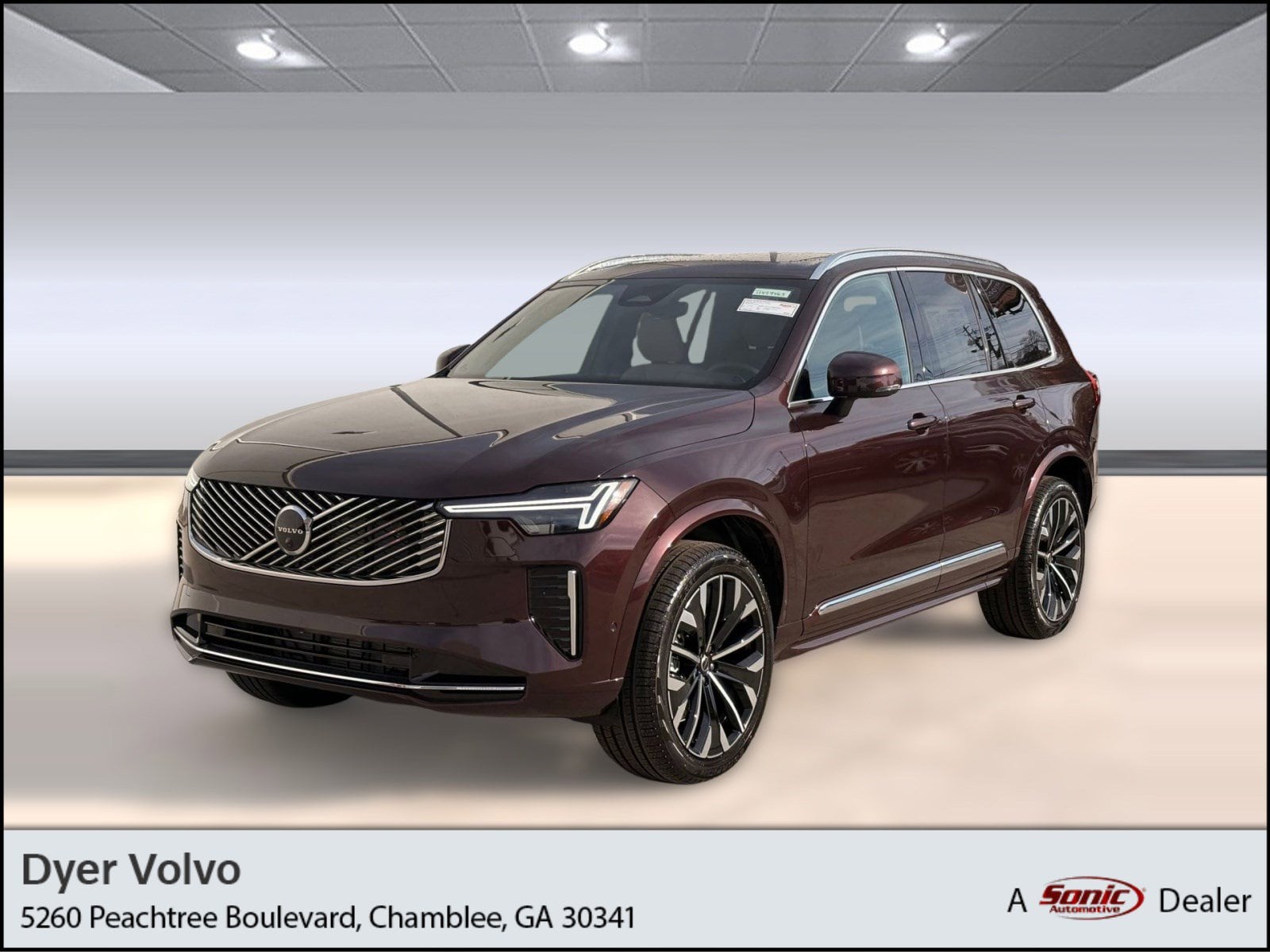 2026 Volvo XC90 Plus's photo