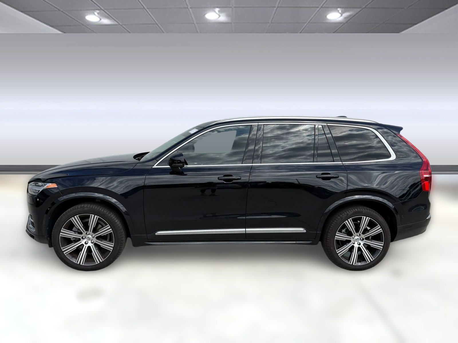 2023 Volvo XC90 Ultimate photo 2