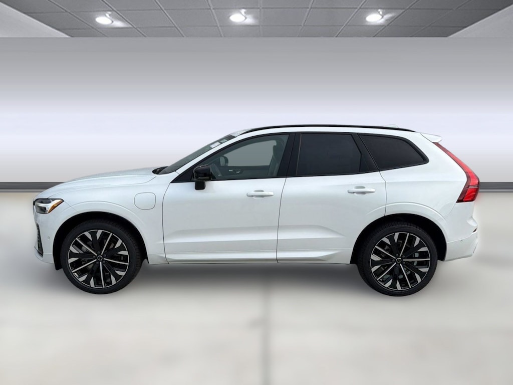 New 2026 Volvo XC60 plug-in hybrid T8 Ultra SUV