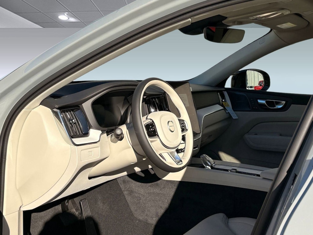 New 2026 Volvo XC60 B5 Ultra SUV