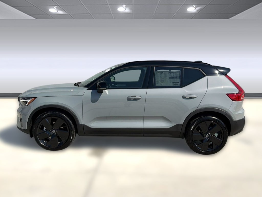 New 2026 Volvo XC40 B5 Ultra Black Edition SUV