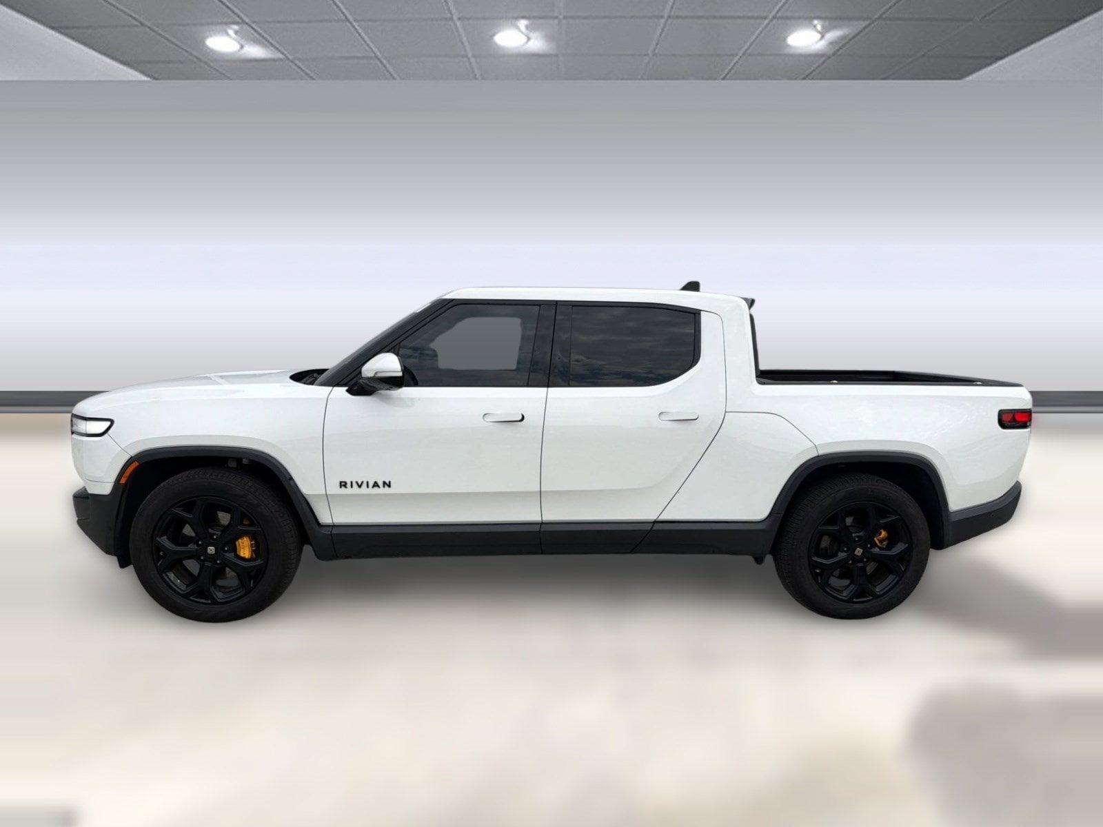 Used 2022 Rivian R1T Adventure with VIN 7FCTGAAA5NN013417 for sale in Chamblee, GA