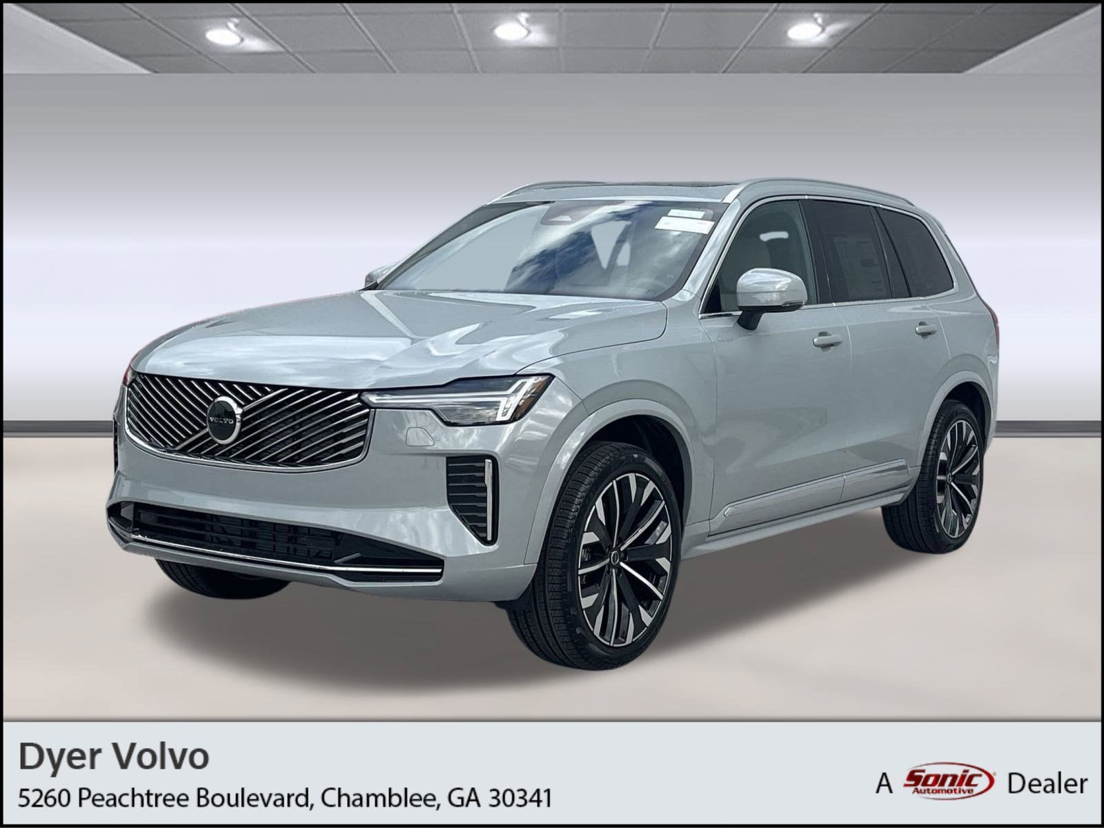 2026 Volvo XC90 Core's photo