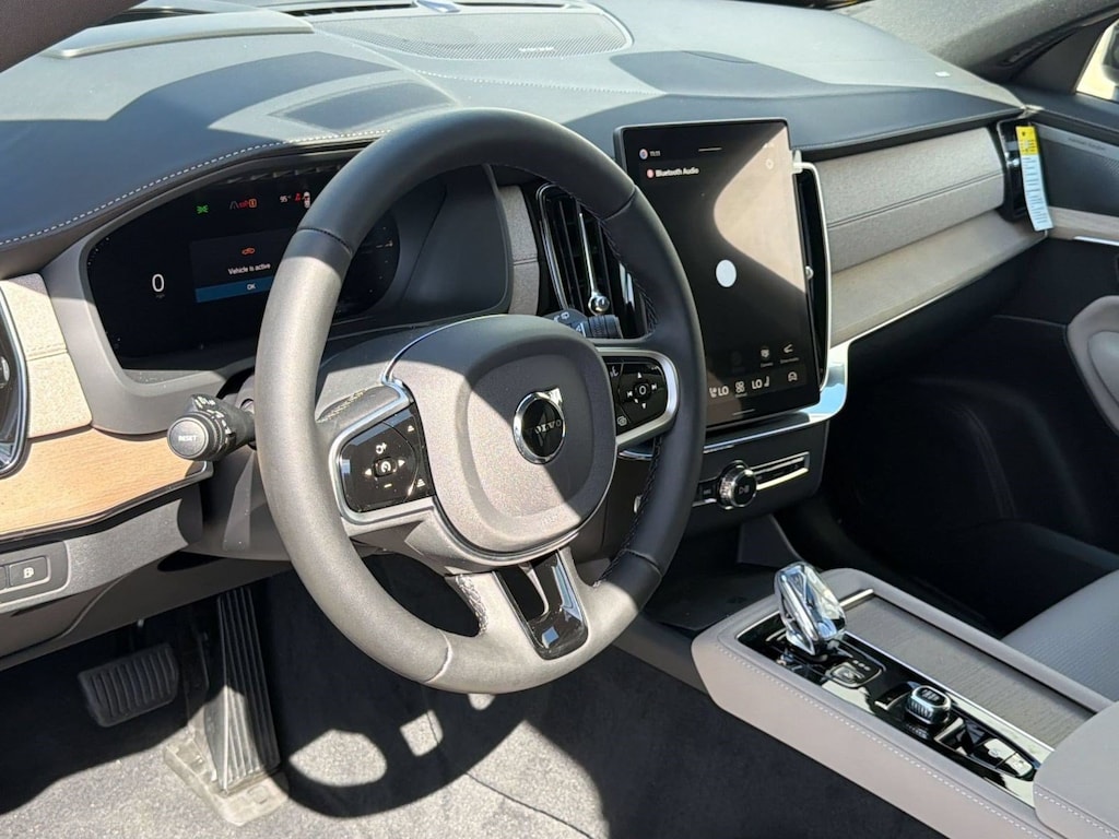 New 2026 Volvo XC90 plug-in hybrid T8 Ultra Dark Theme 7-Seater SUV