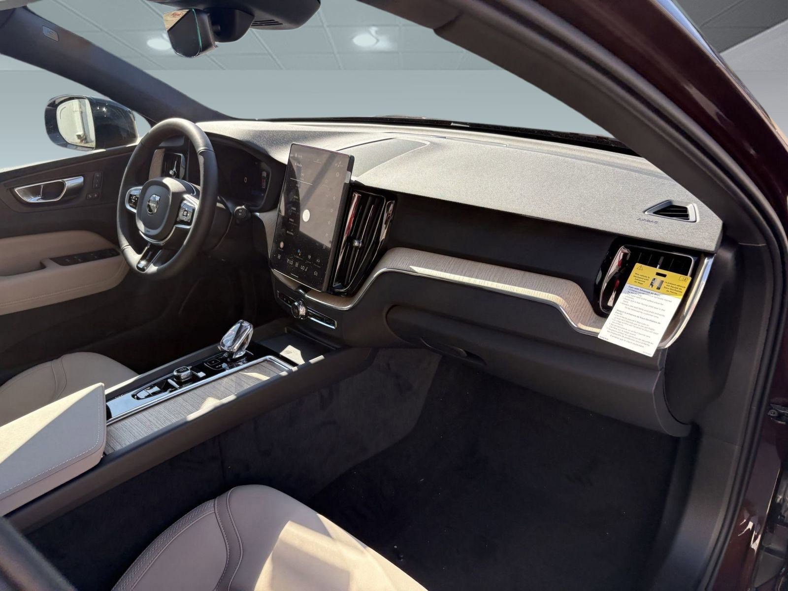 2026 Volvo XC60 Core - Photo 27