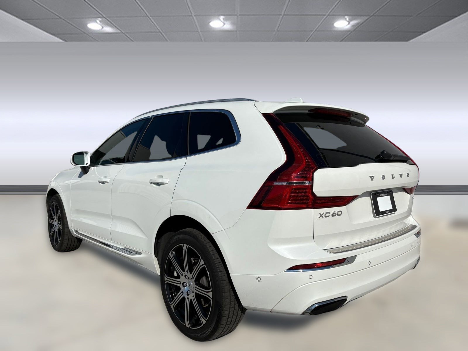 2021 Volvo XC60 Inscription photo 3