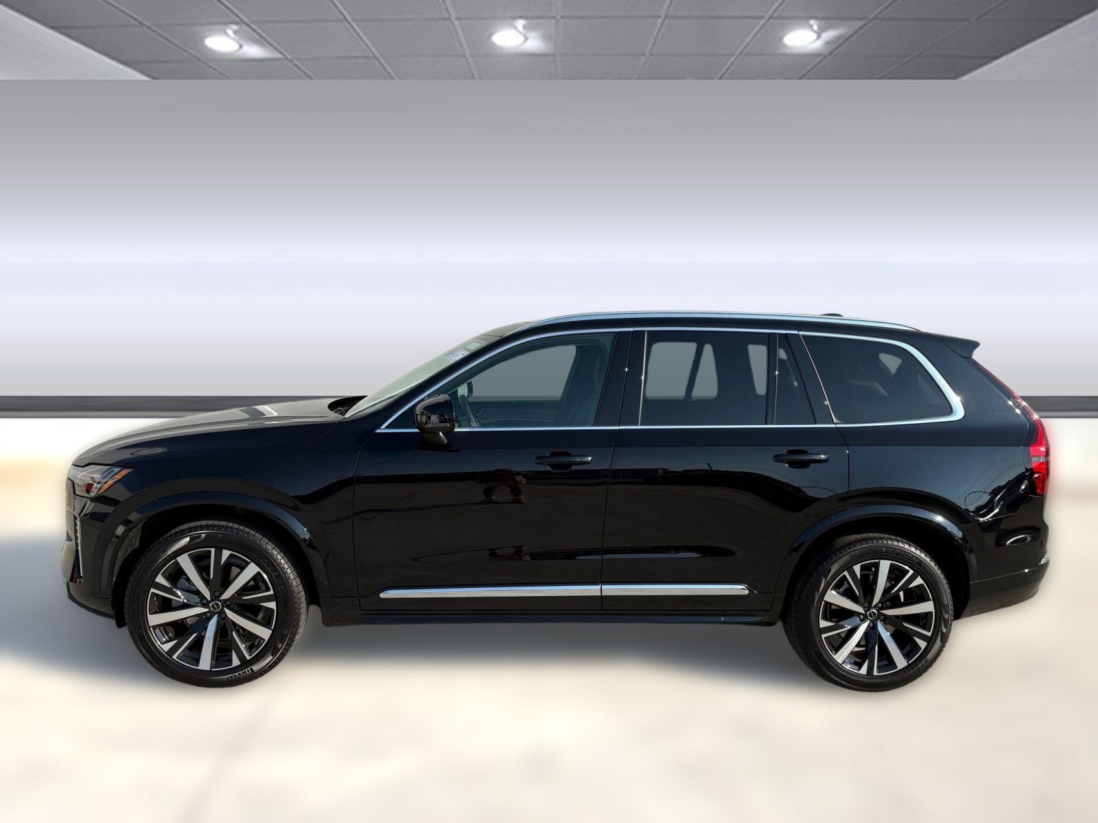 2025 Volvo XC90 Core photo 2