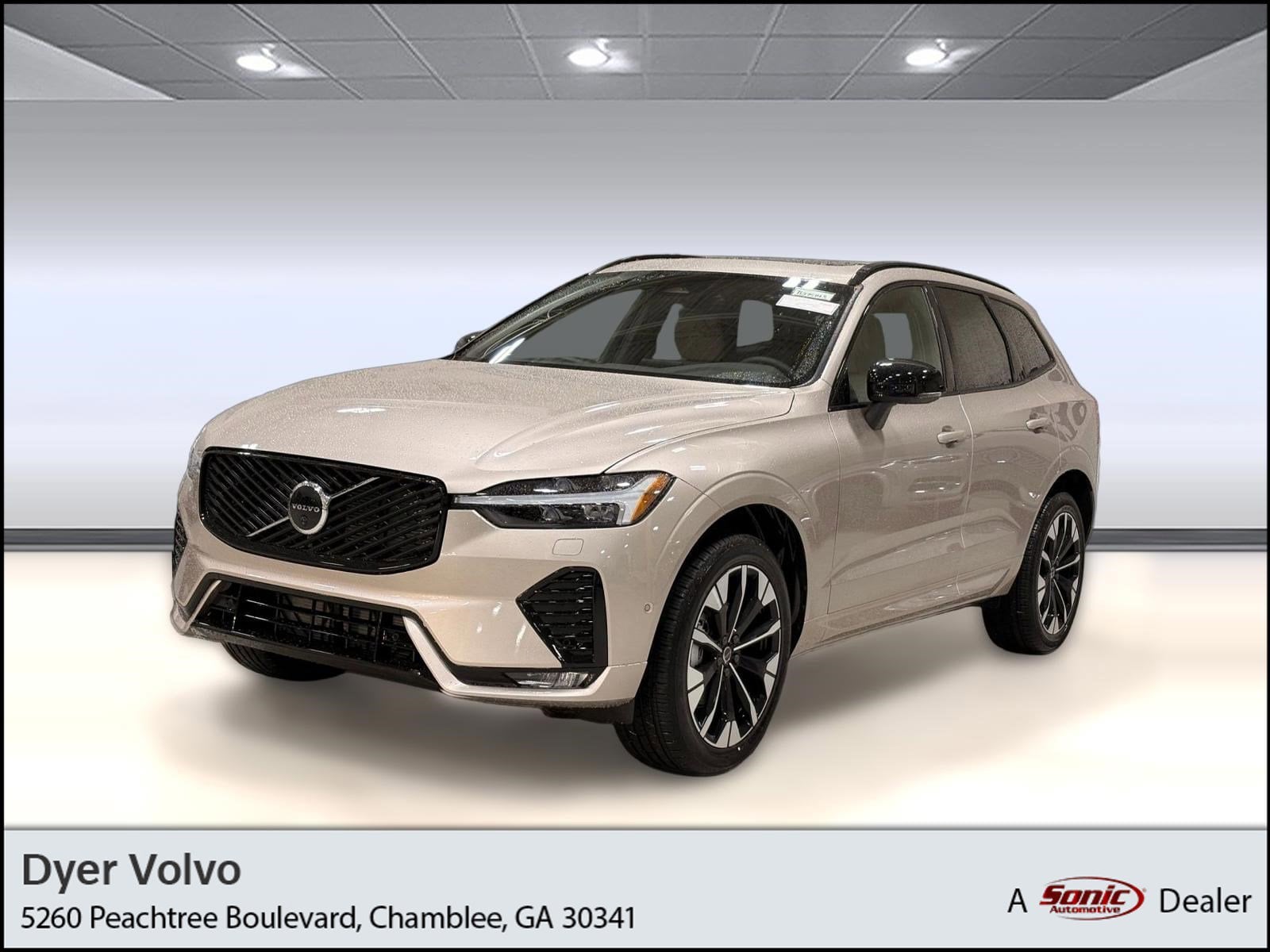 2026 Volvo XC60 Plus's photo