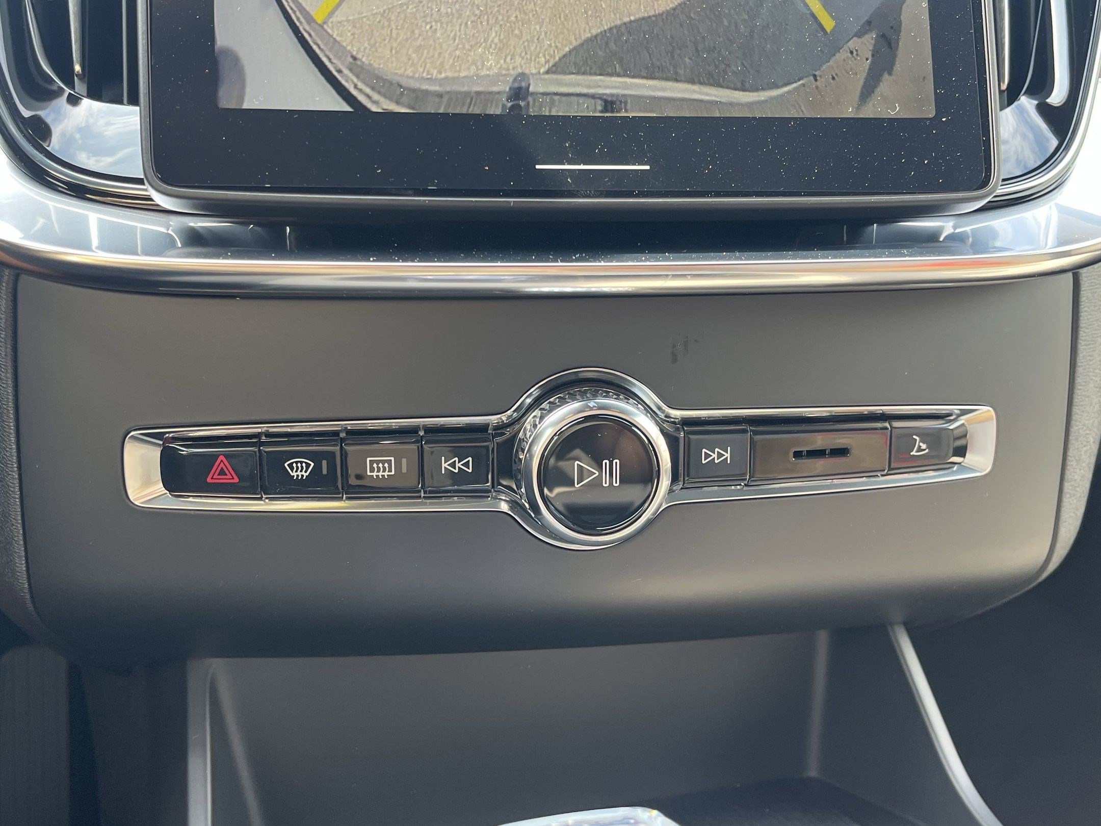 2026 Volvo XC90 Plus - Photo 20