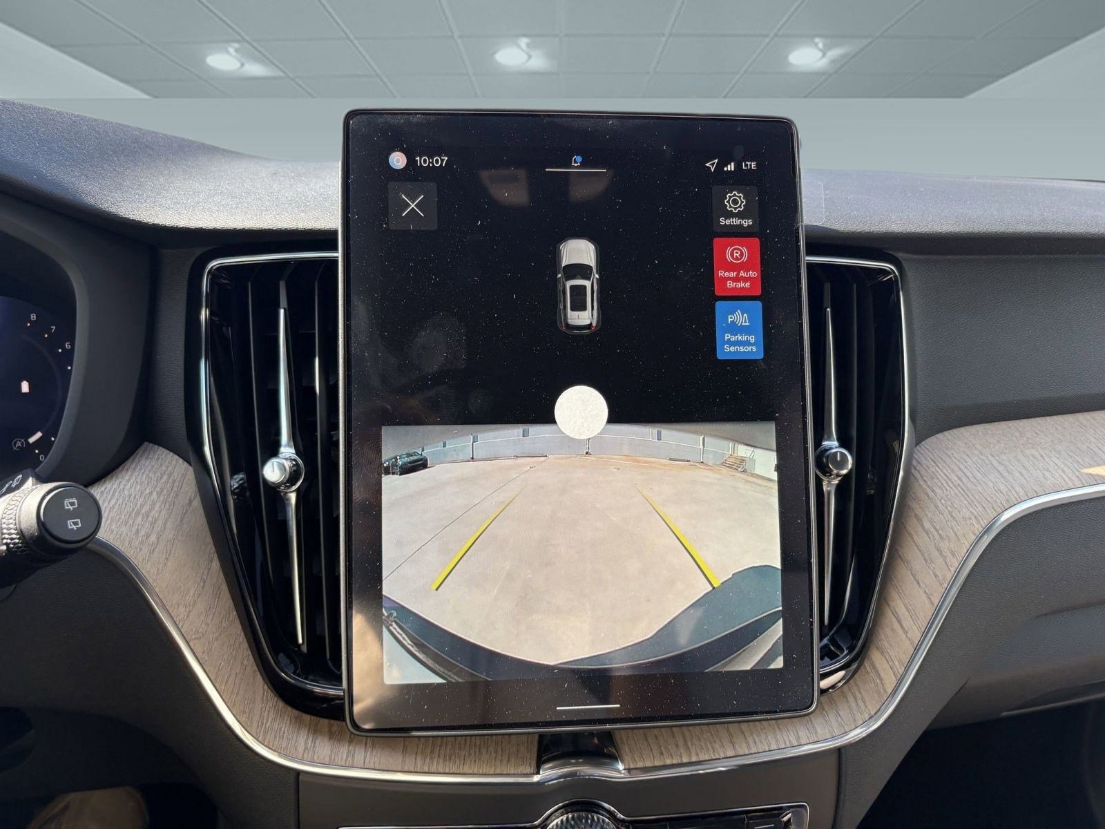 2026 Volvo XC60 Core - Photo 30