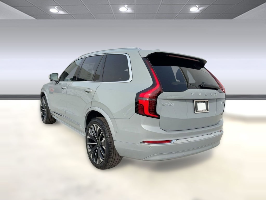 New 2026 Volvo XC90 B6 Plus 7-Seater SUV