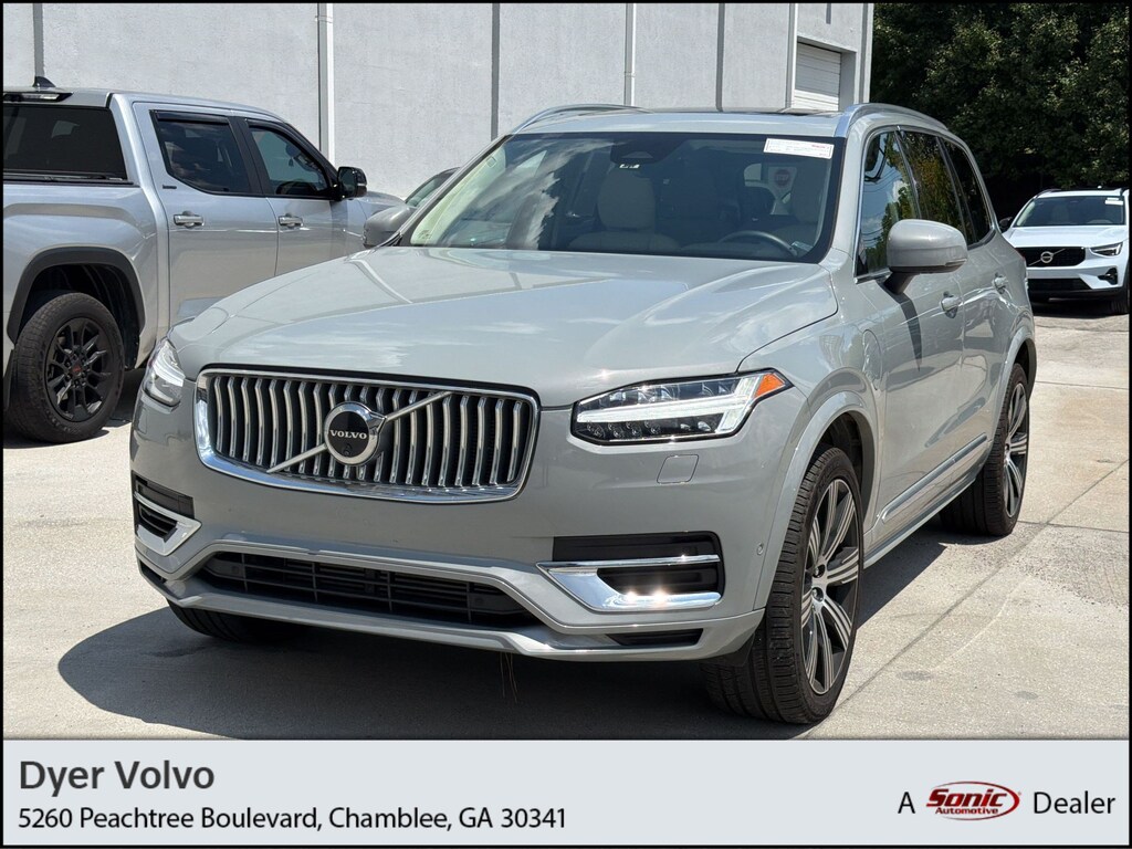Used 2025 Volvo XC90 plug-in hybrid Plus SUV