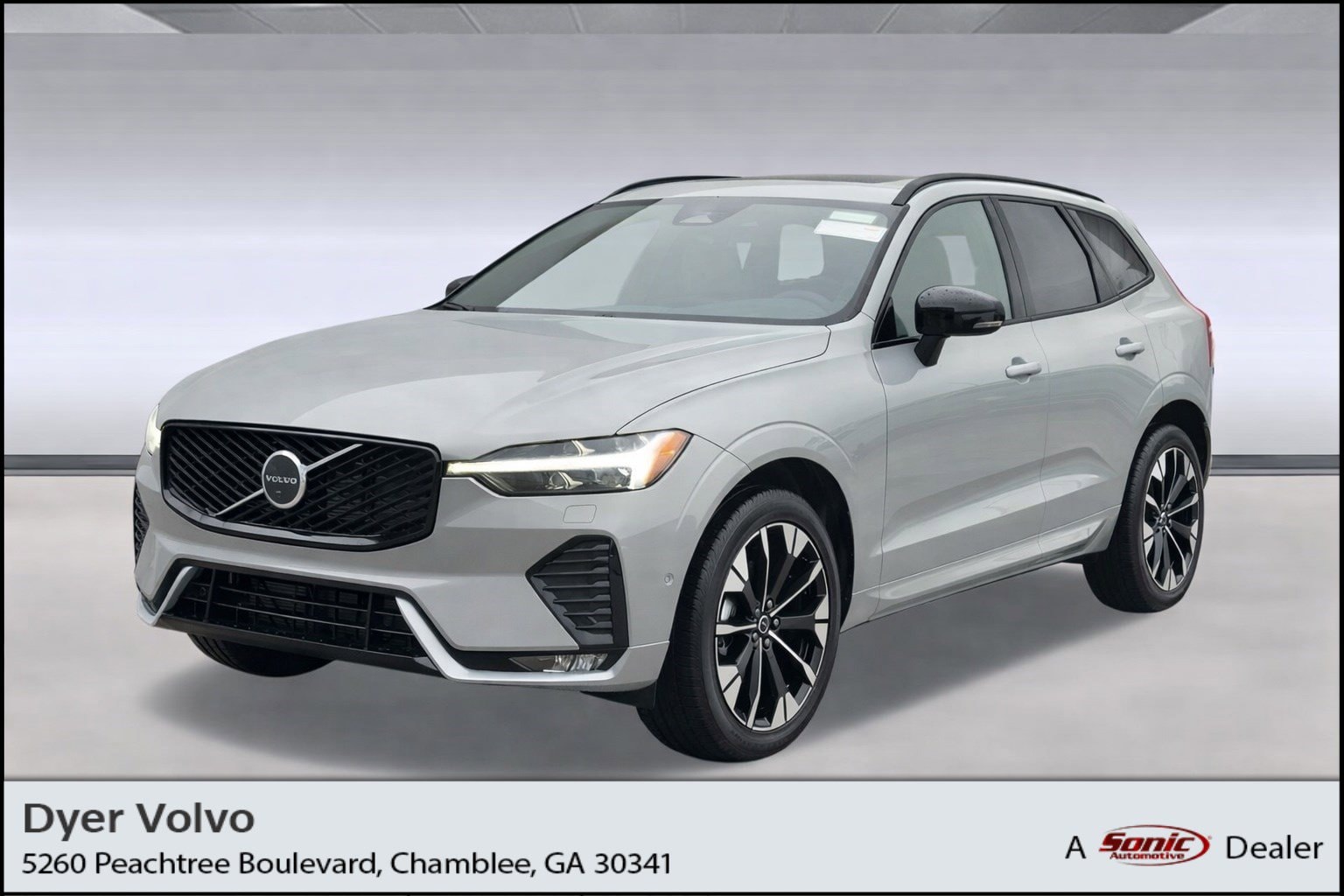 2026 Volvo XC60 Plus's photo