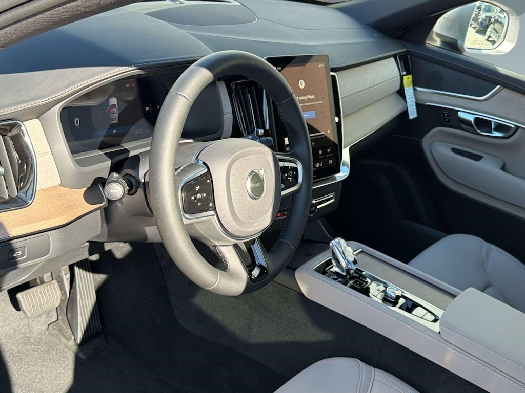 New 2026 Volvo XC90 B6 Plus 7-Seater SUV