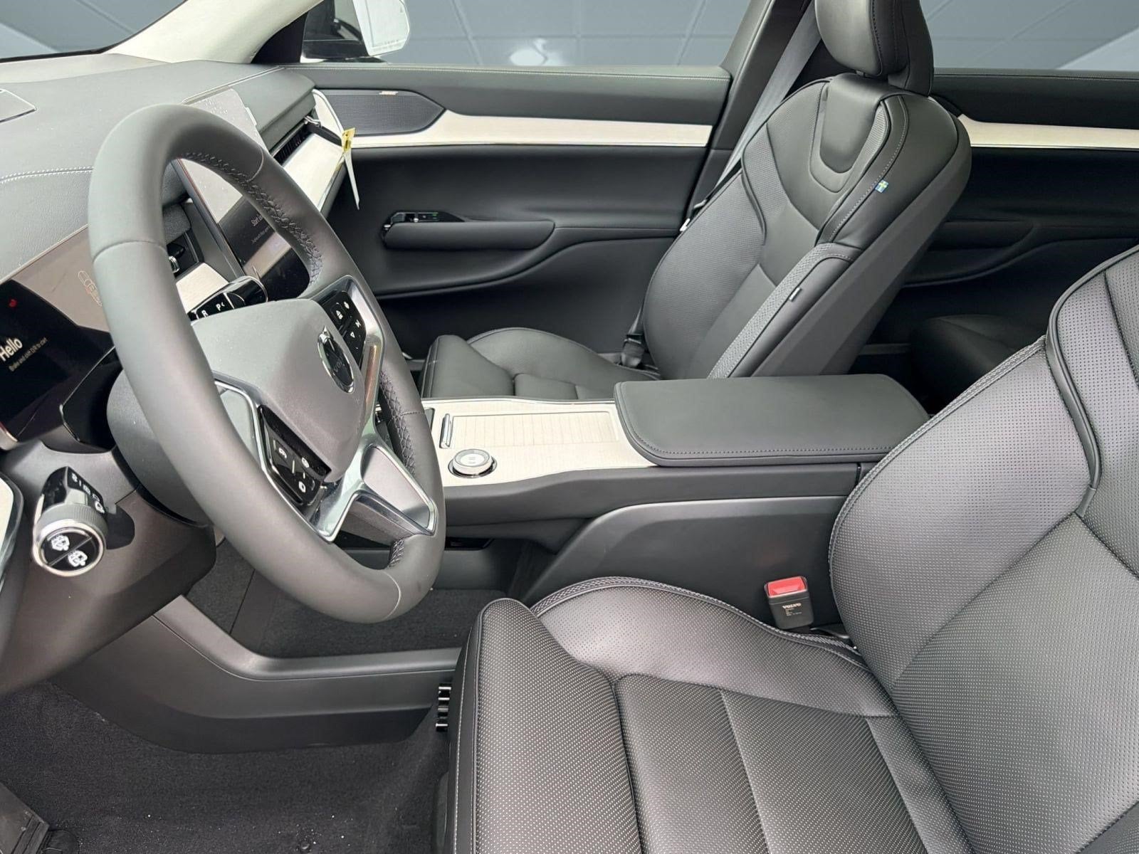 EX90 Twin Motor Performance Ultra 7-Seater SUV