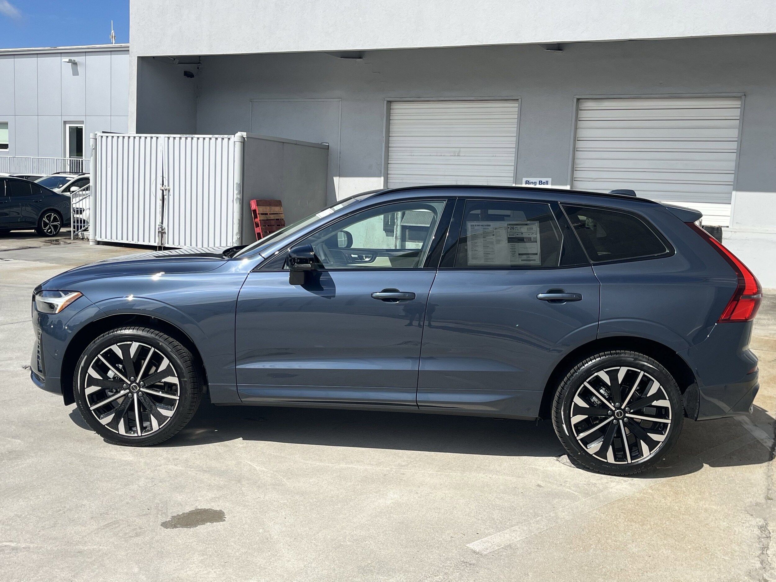 2026 Volvo XC60 photo 4