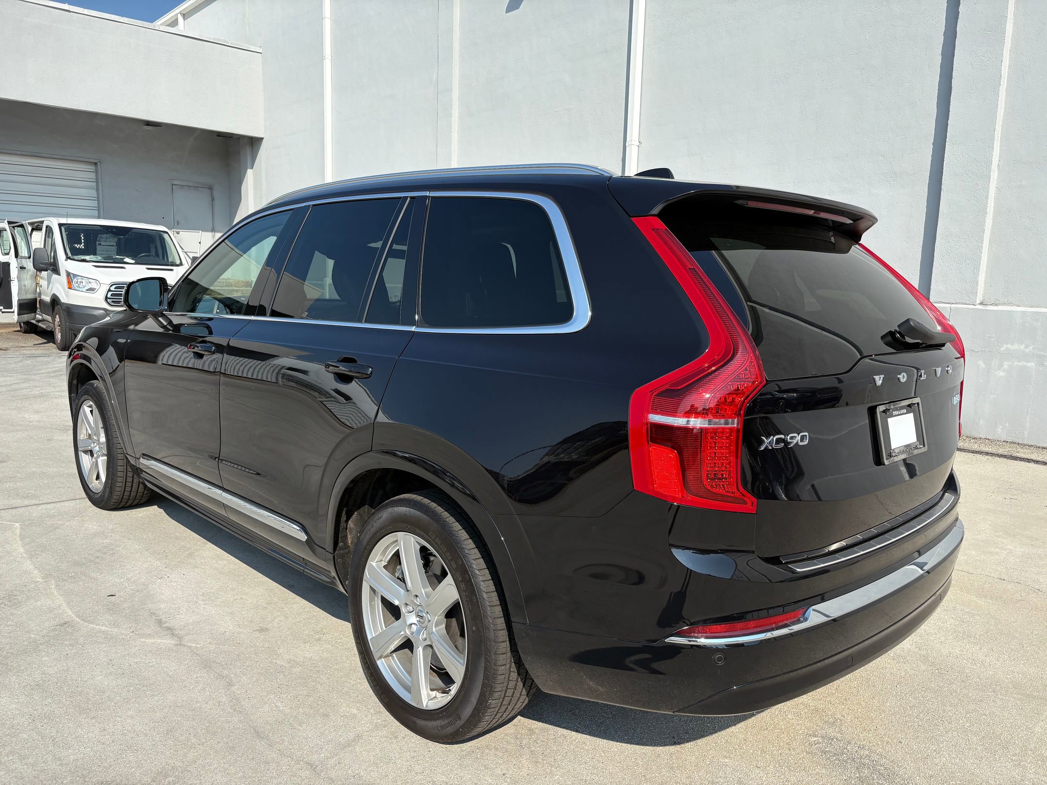 2024 Volvo XC90 B5 AWD Core photo 3