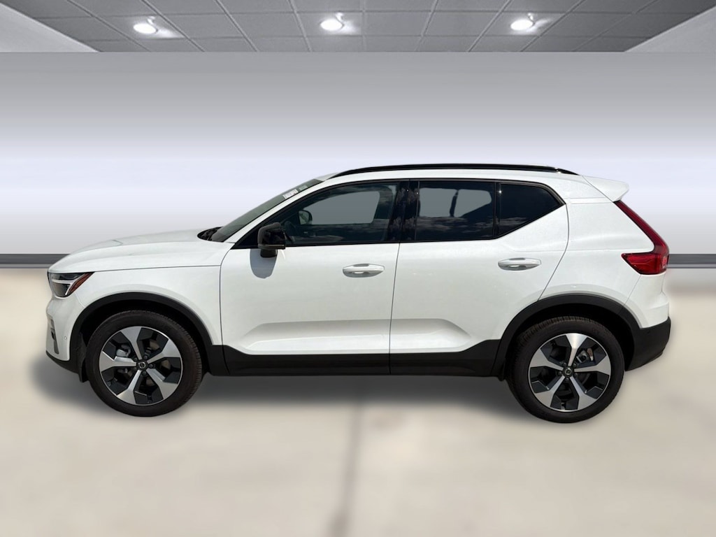 Certified 2026 Volvo XC40 Plus SUV