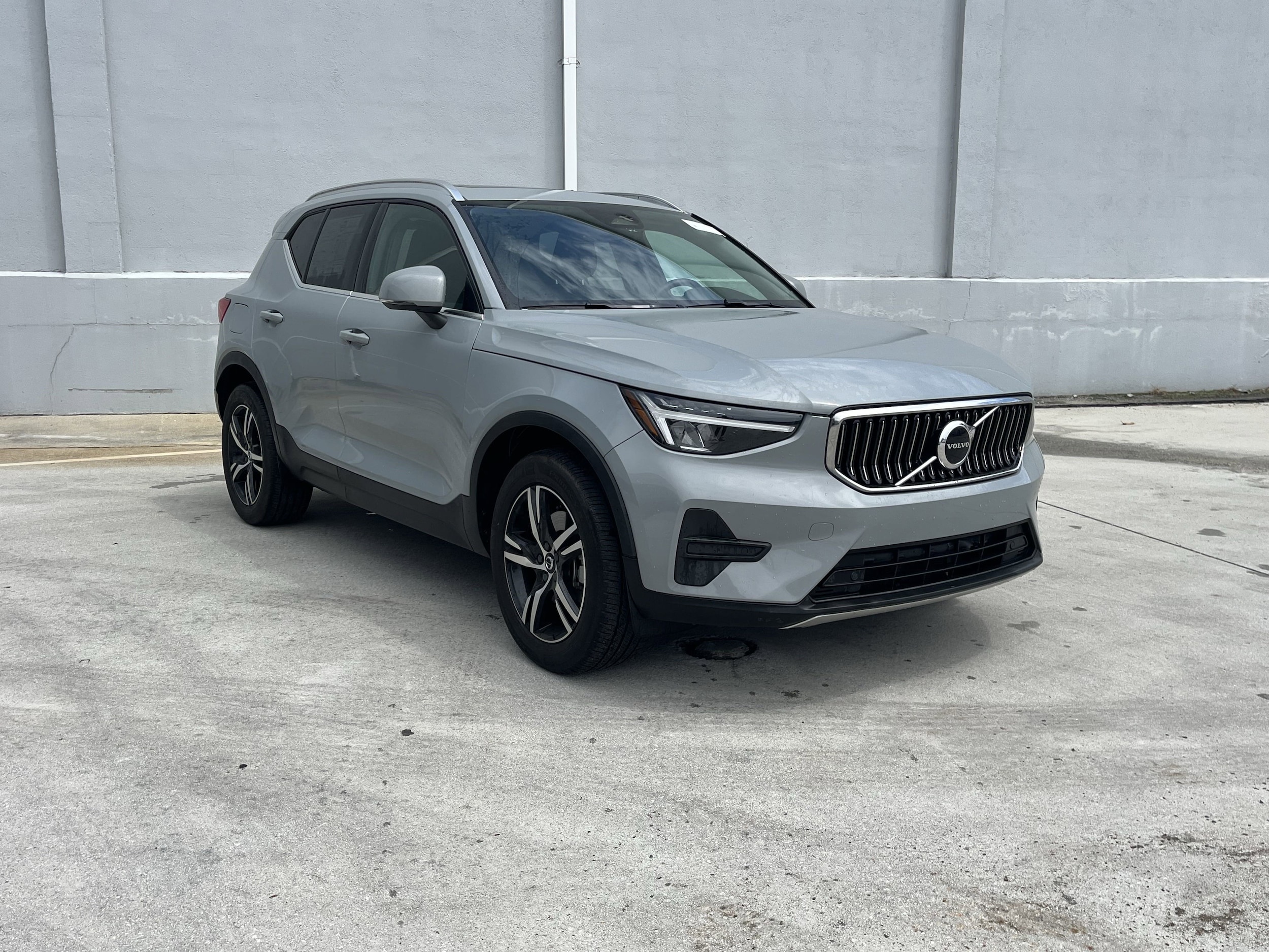 Certified 2024 Volvo XC40 Core with VIN YV4L12UK1R2287526 for sale in Chamblee, GA