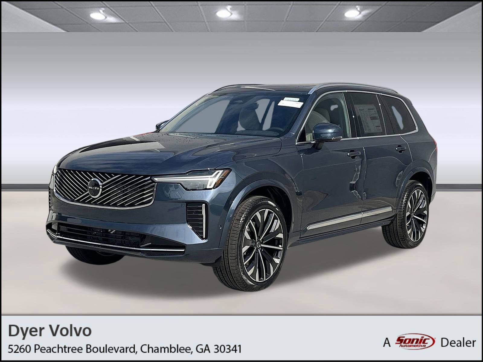 2026 Volvo XC90 Plus's photo