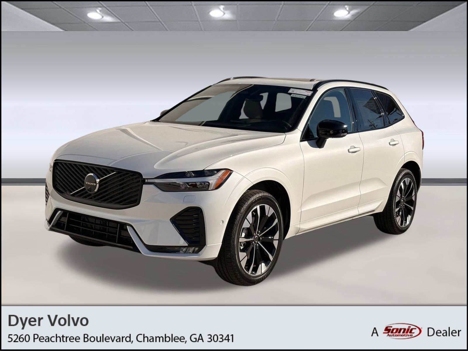 2026 Volvo XC60 Plus's photo