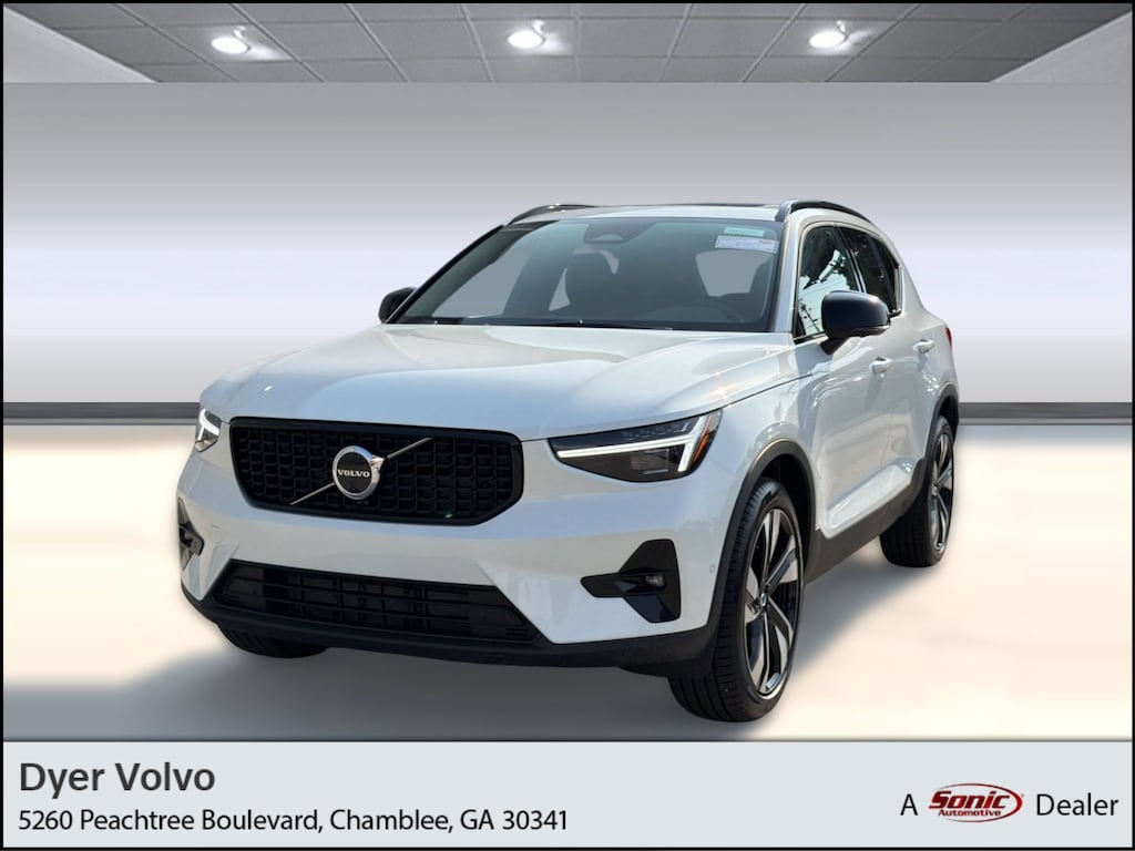 New 2026 Volvo XC40 B5 Plus SUV