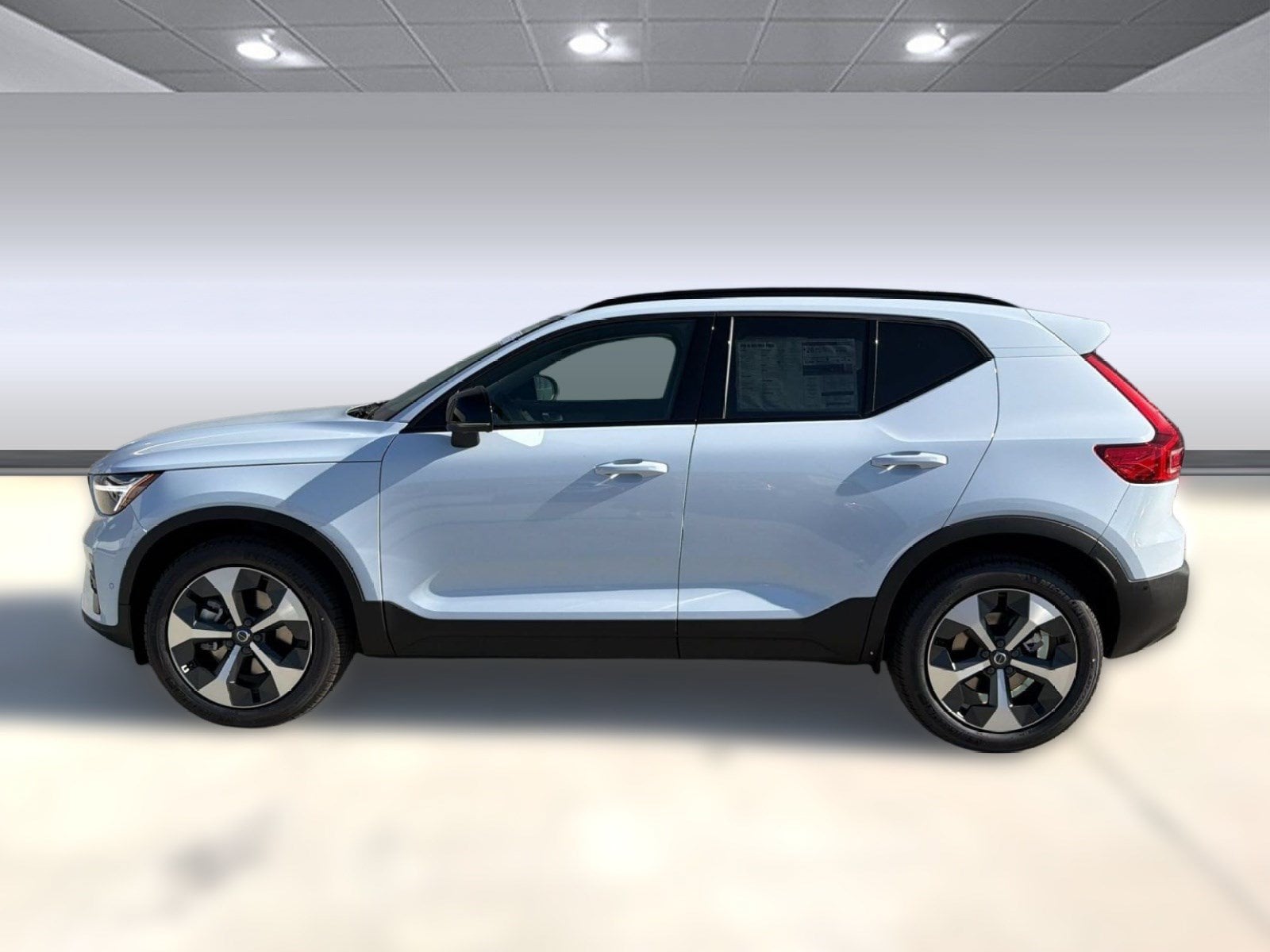 XC40 B5 Plus SUV