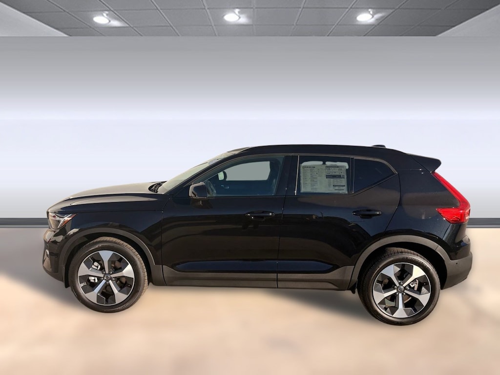 New 2026 Volvo XC40 B5 Plus SUV