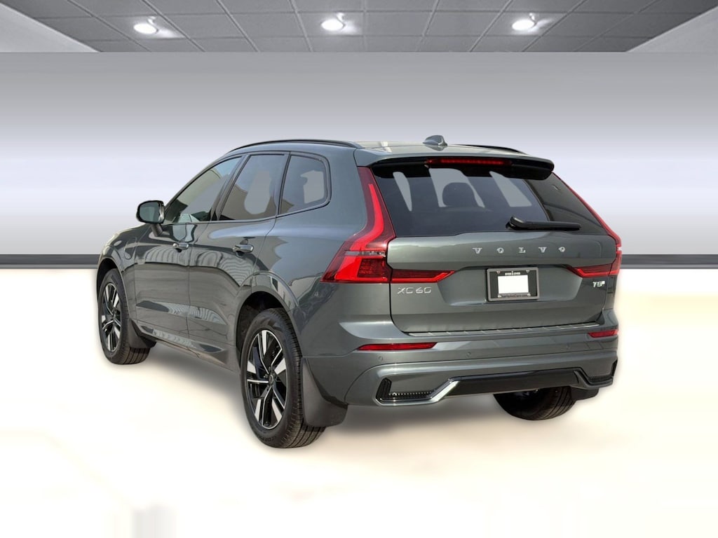 New 2026 Volvo XC60 plug-in hybrid T8 Core SUV